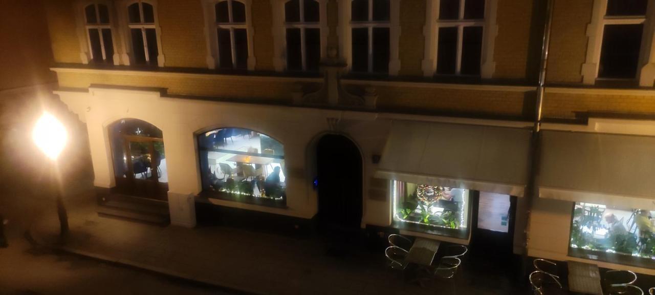 Private Apartament Wroniecka 6 - Parking Poznań Exterior foto